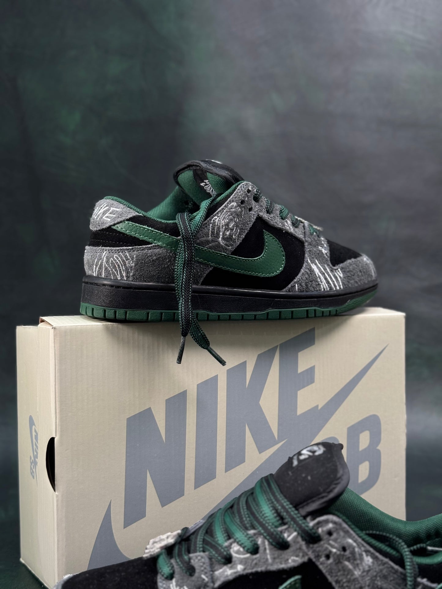 Nike Sb Dunk  Low x There Skateboards