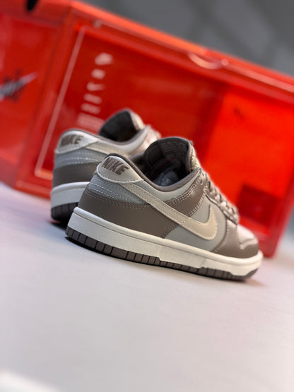 Nike Dunk Low Bone Beige