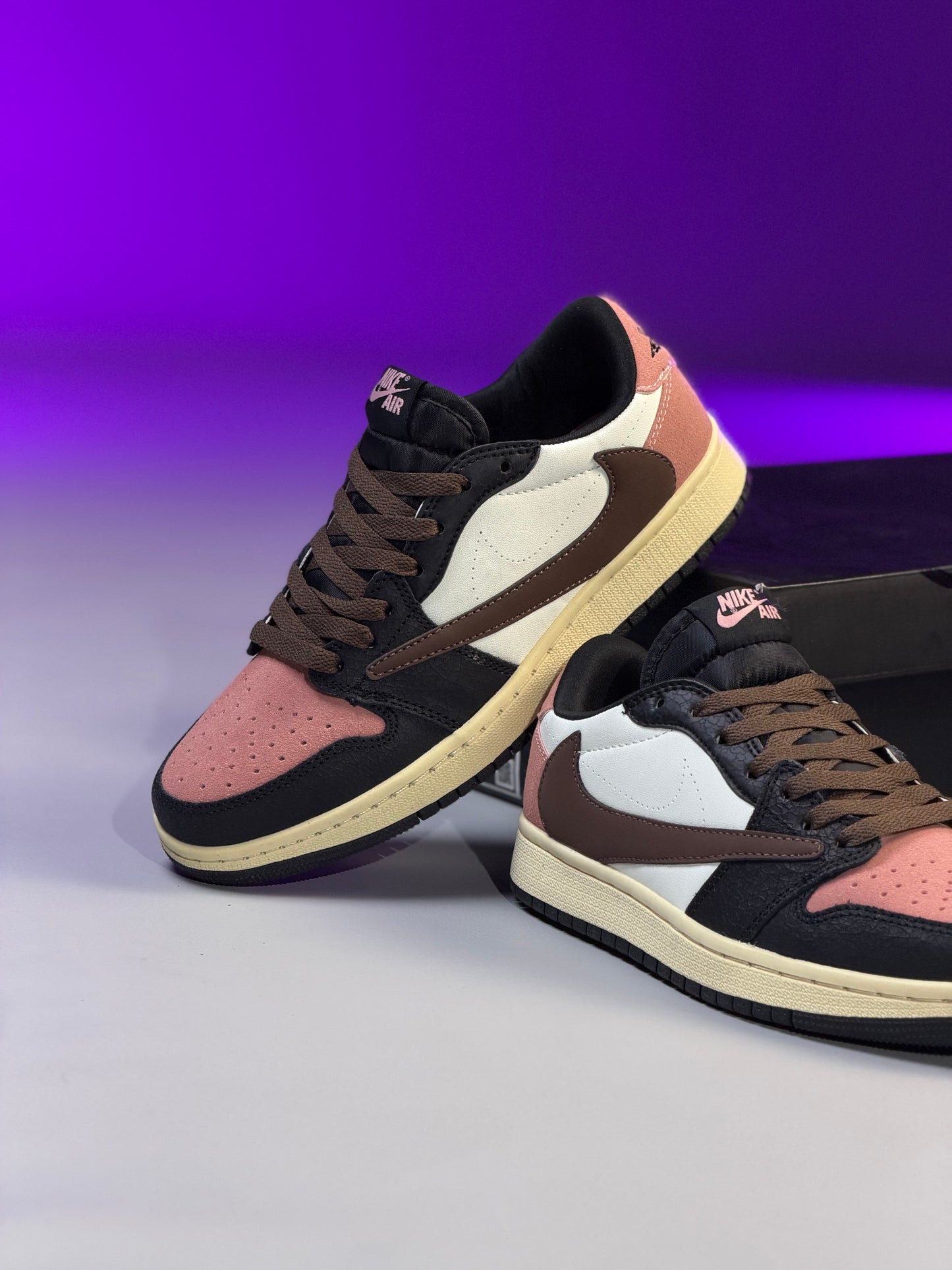 Air Jordan 1 Low Travis Custom