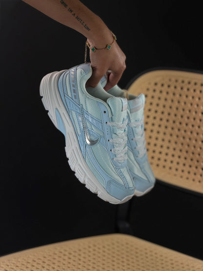 Nike Intiator Blue Metallic