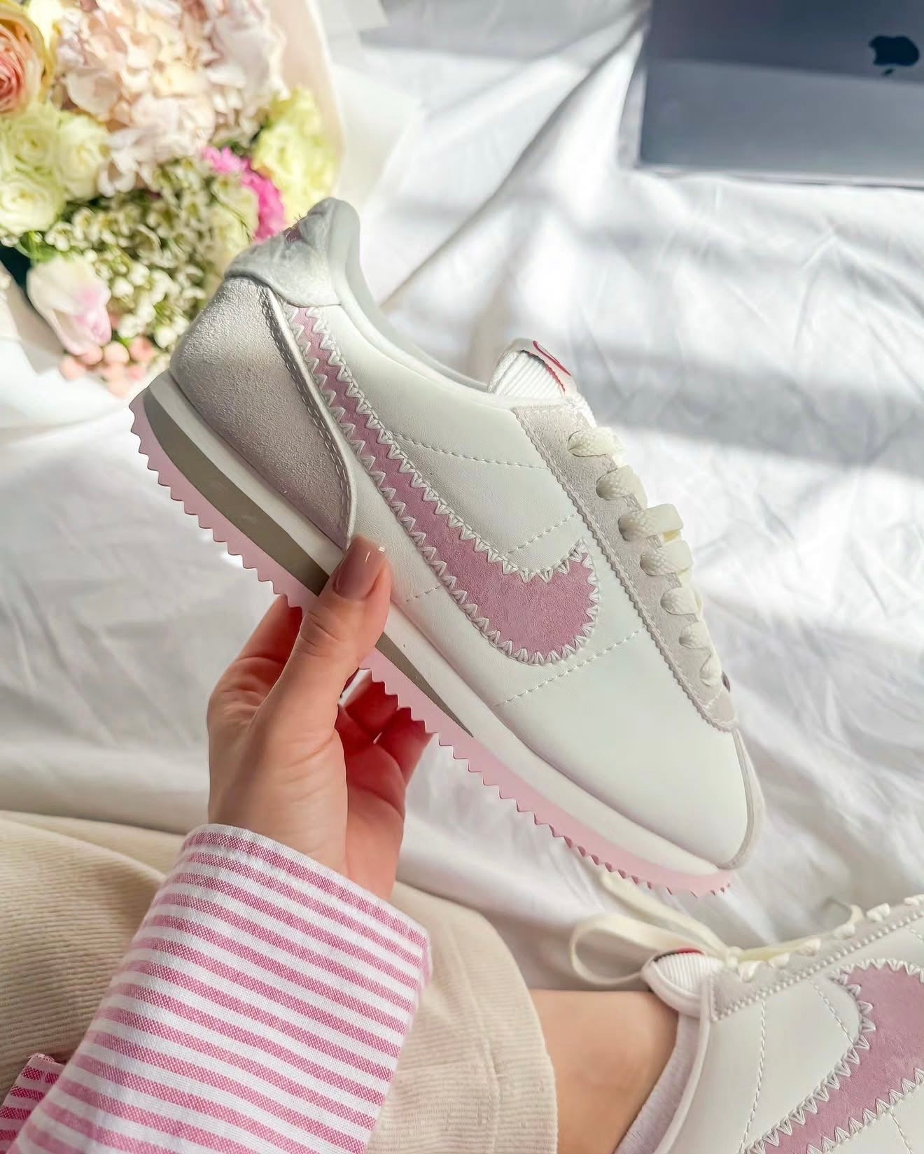 Nike Classic Cortez Valentine’s Day