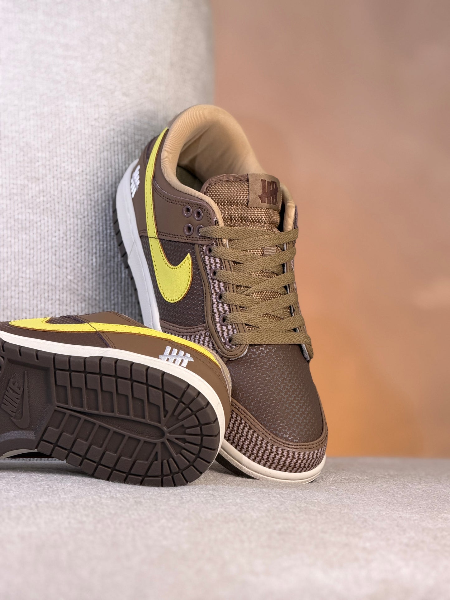 Nike x Undefeated Dunk Low SP "Canteen"