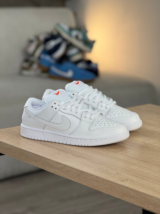 Nike Dunk Low White