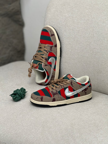 Nike SB Dunk Low Freddy Krueger