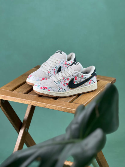 Air Jordan 1 Flowers