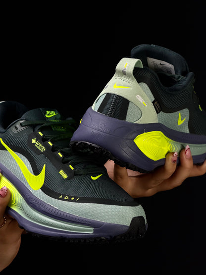 Nike Vomero 18 x Goretex