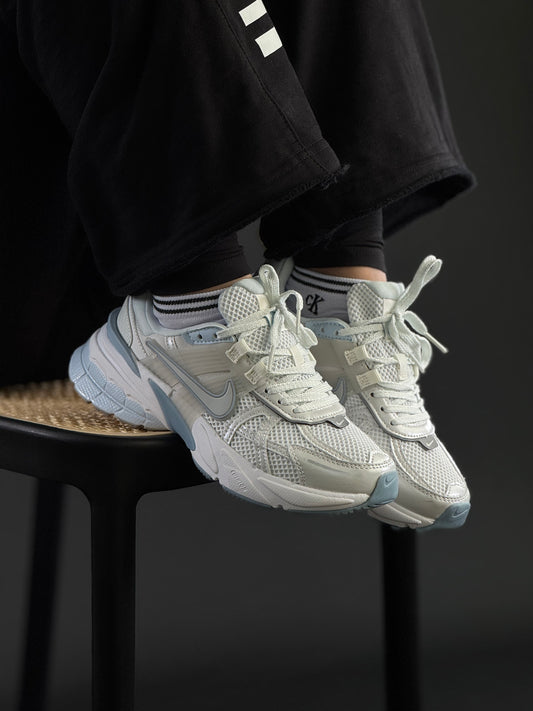 Nike V2K Platinum Tint