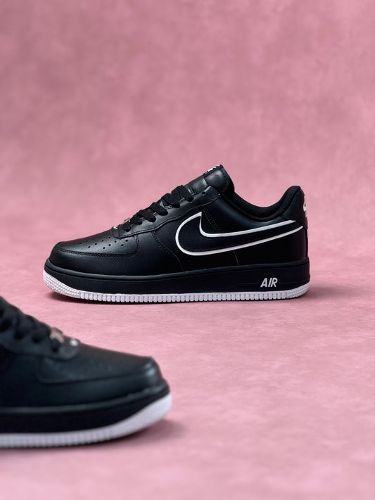 Nike Air Force One LX