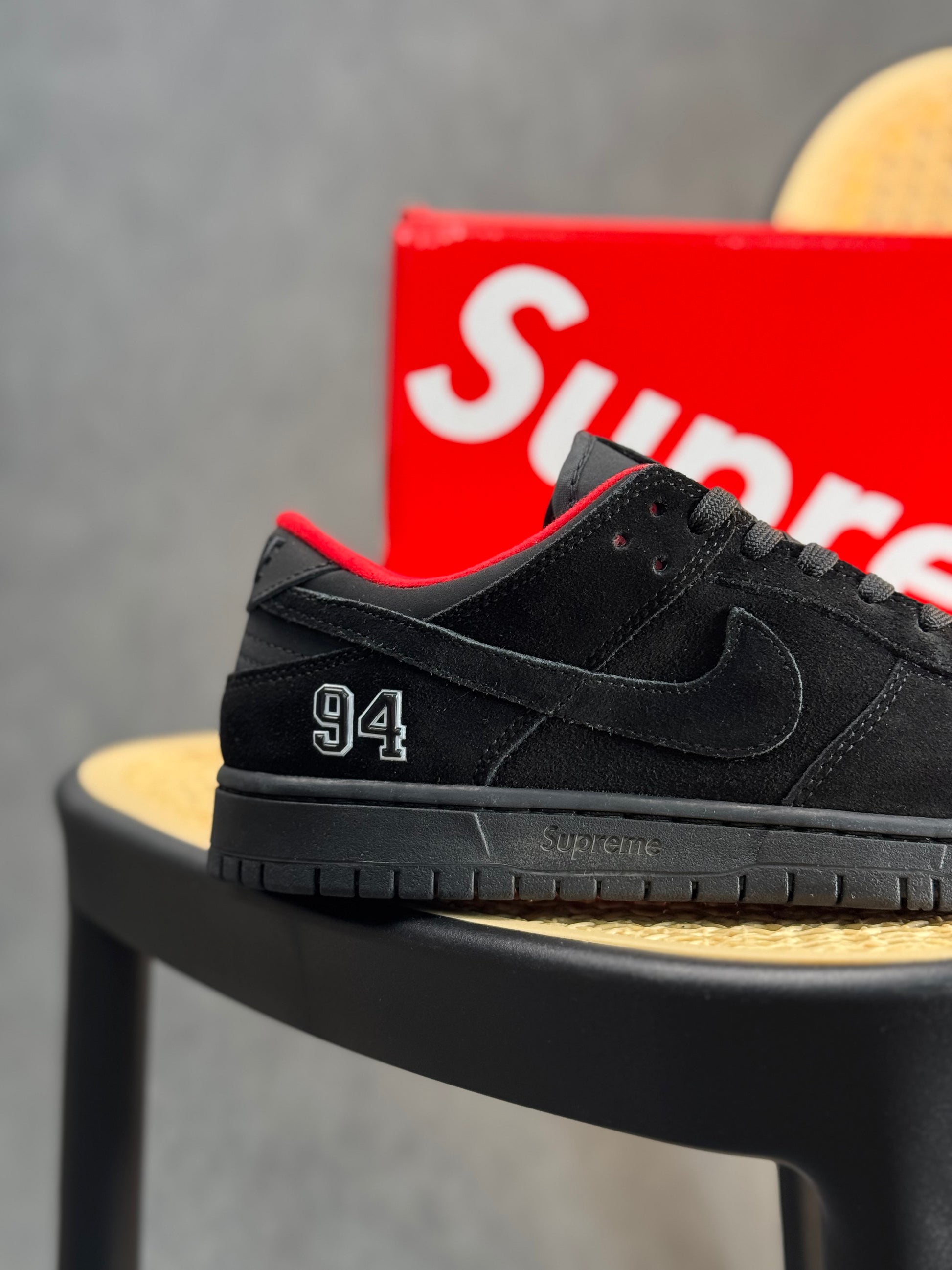 Nike Sb Dunk Low x Supreme Black