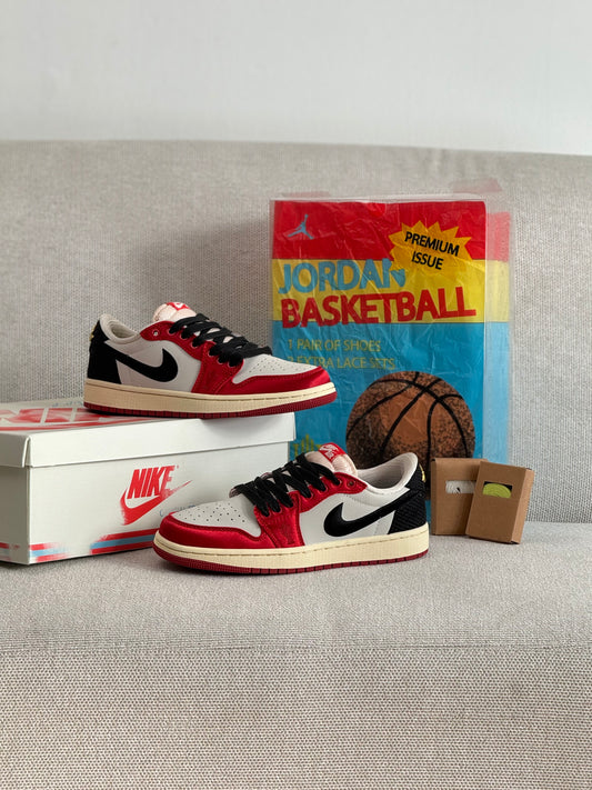 Air Jordan 1 Low OG Trophy Room Rookie Card Away