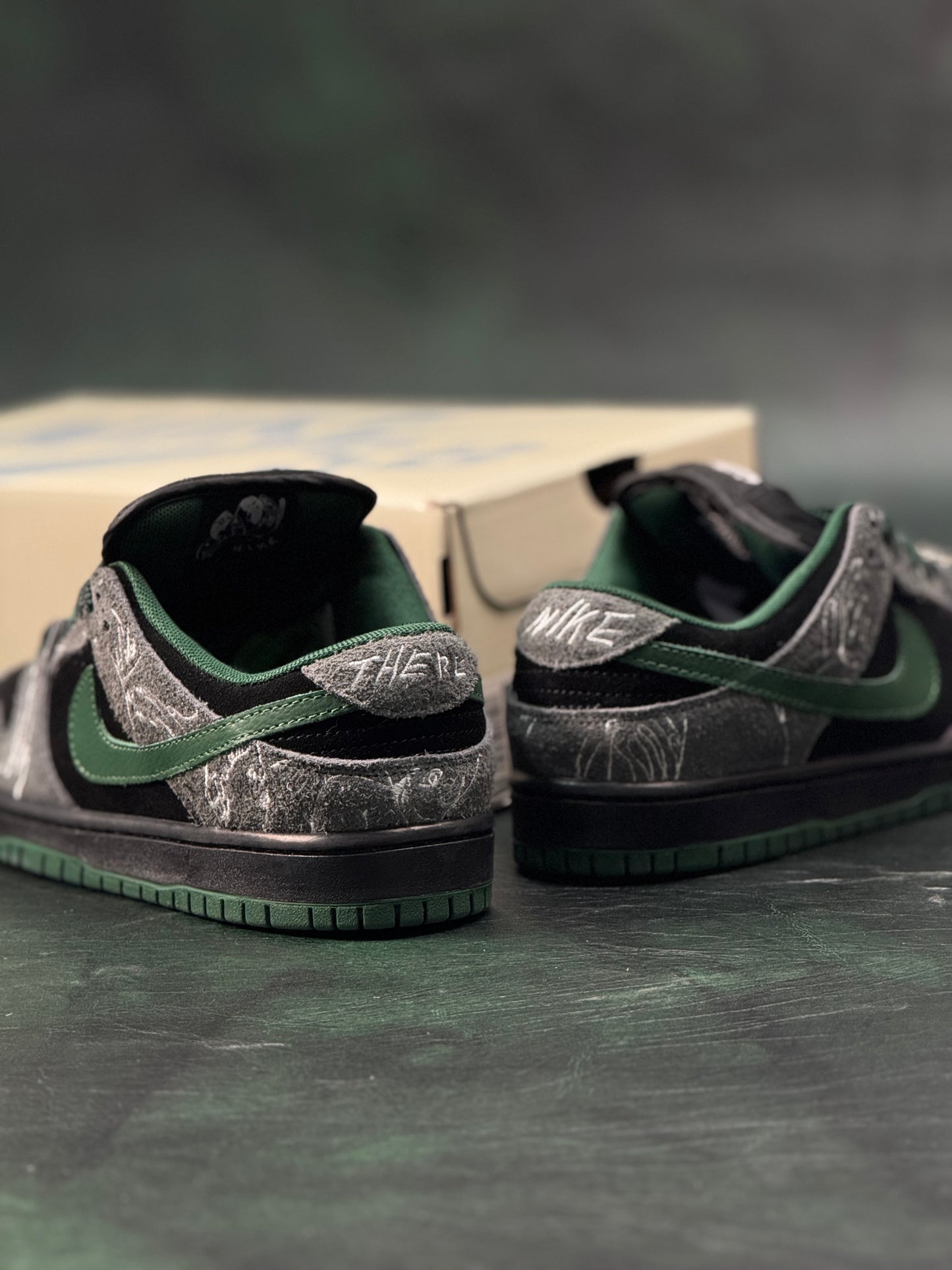 Nike Sb Dunk  Low x There Skateboards