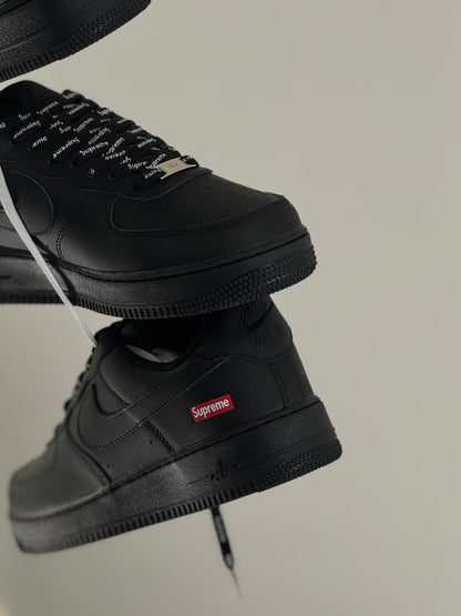Air Force One x Supreme Black Classic