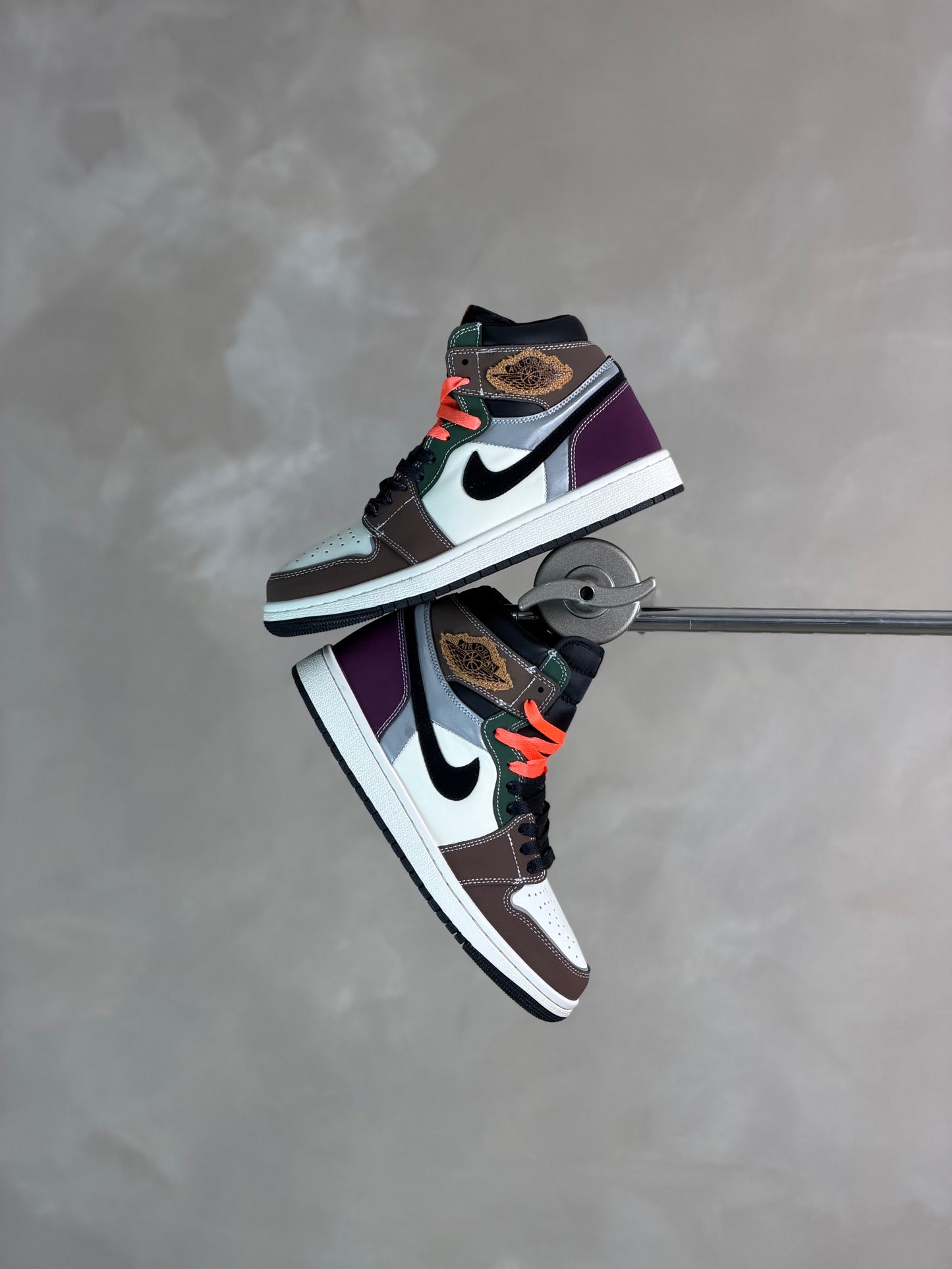 Air Jordan 1 High OG "Hand Crafted"