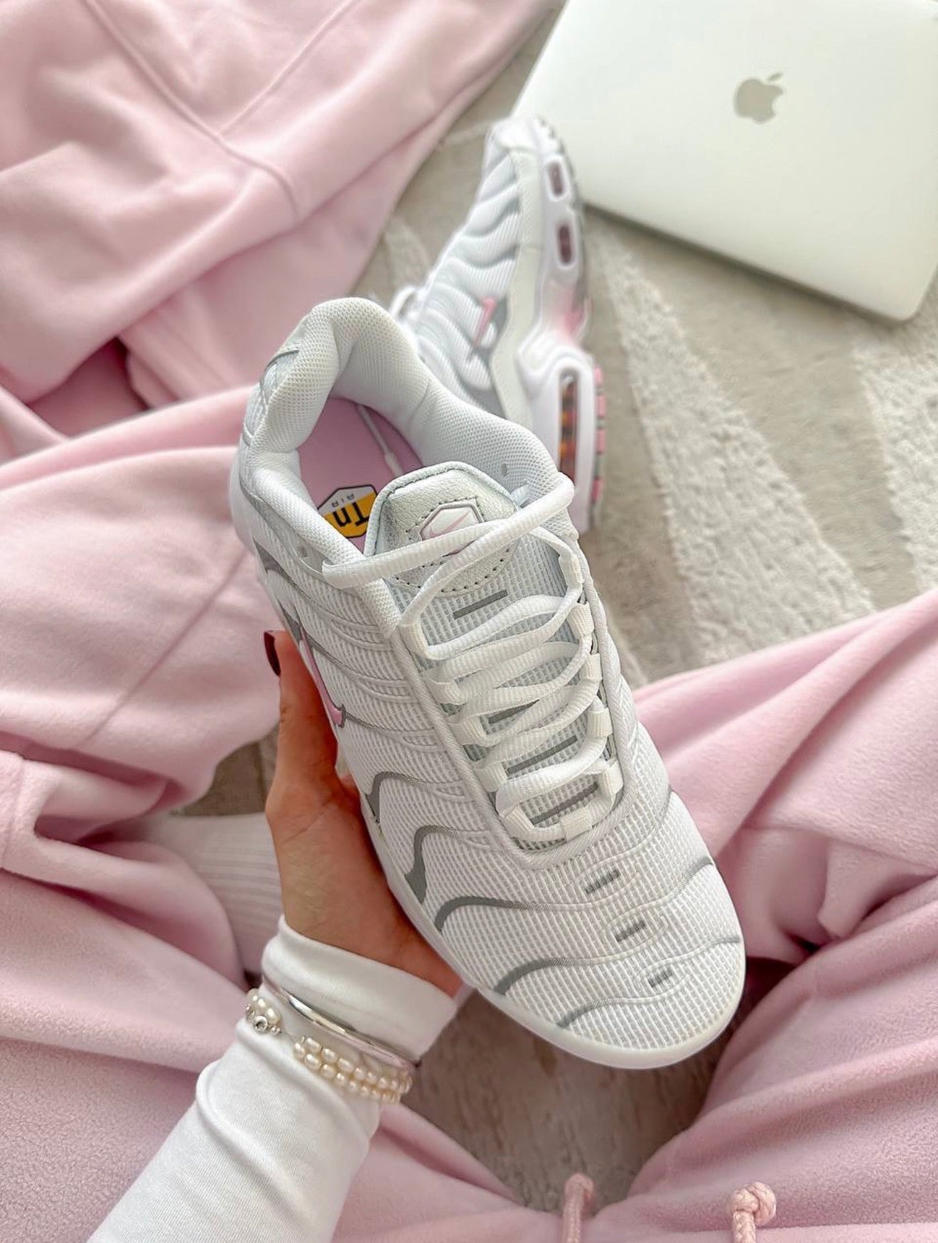 Nike Air Max Summit White Pink