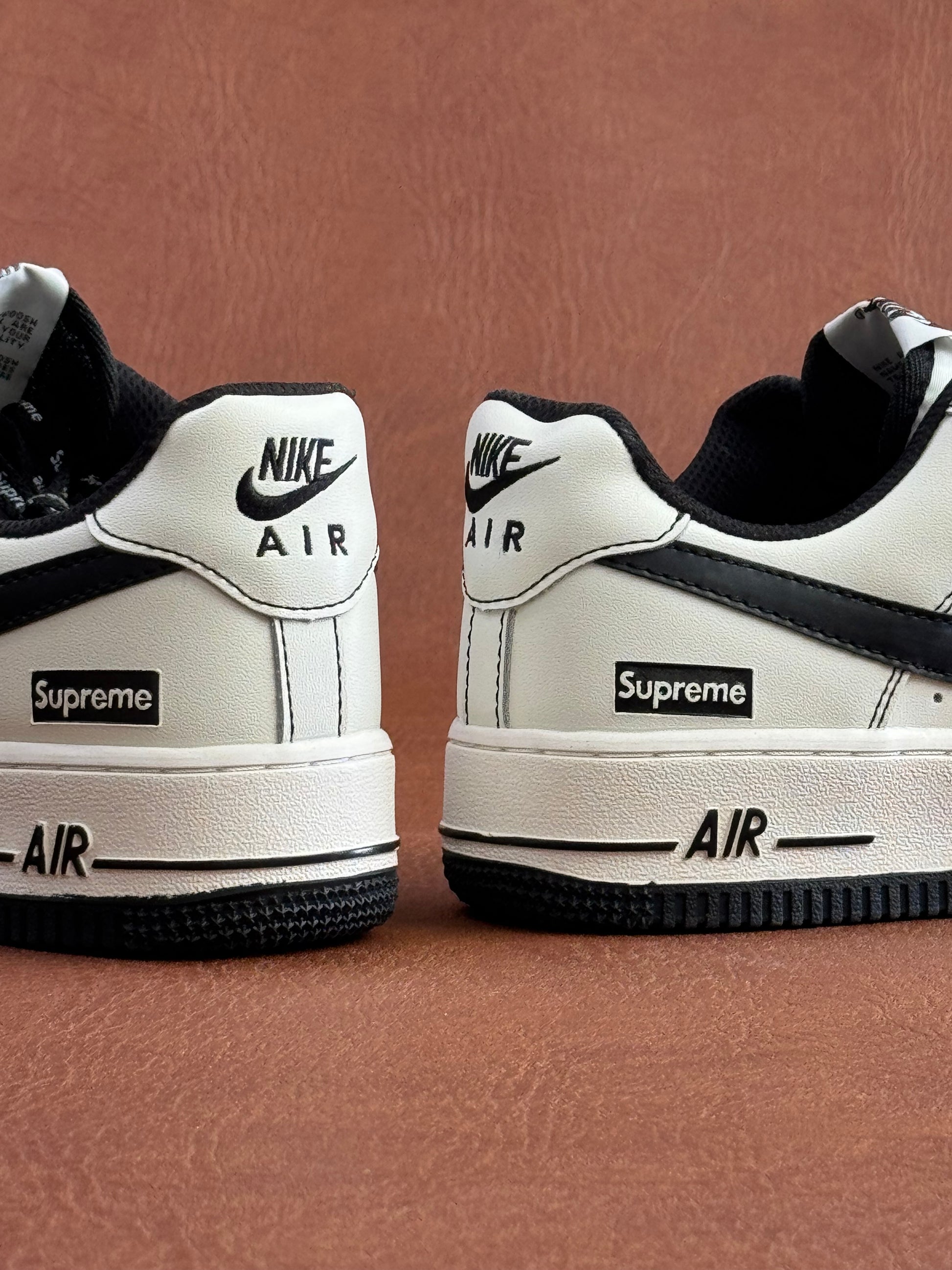 Air Force One x Supreme Black Moment – workshop