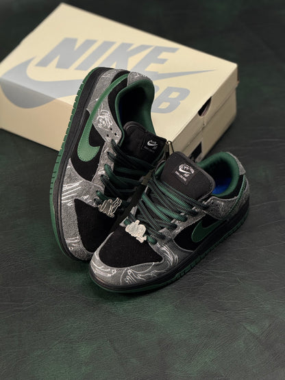 Nike Sb Dunk  Low x There Skateboards