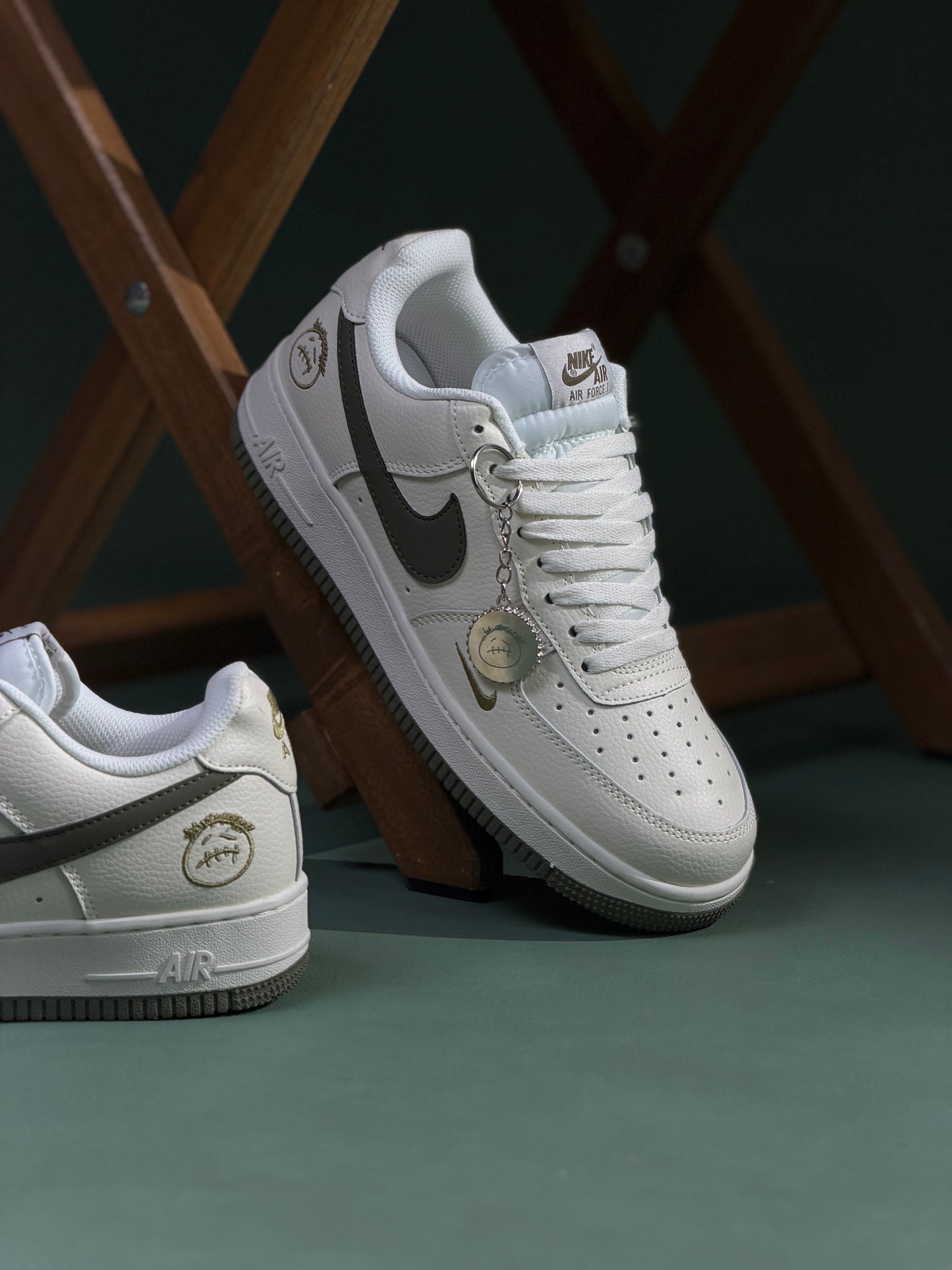 Nike Air Force One x Cactus Jack x Travis Scott