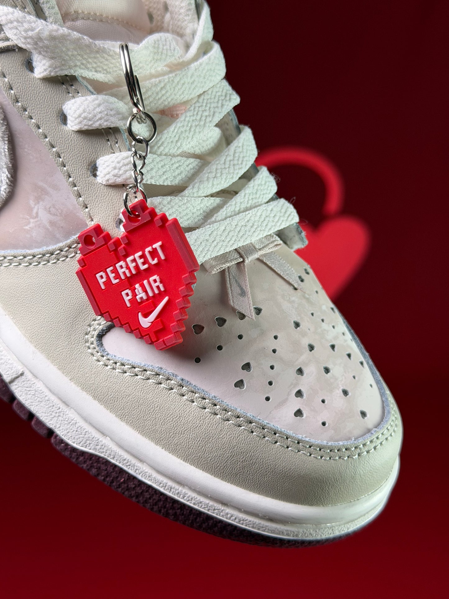 Nike Dunk Low Valentine's Day Limited Edition