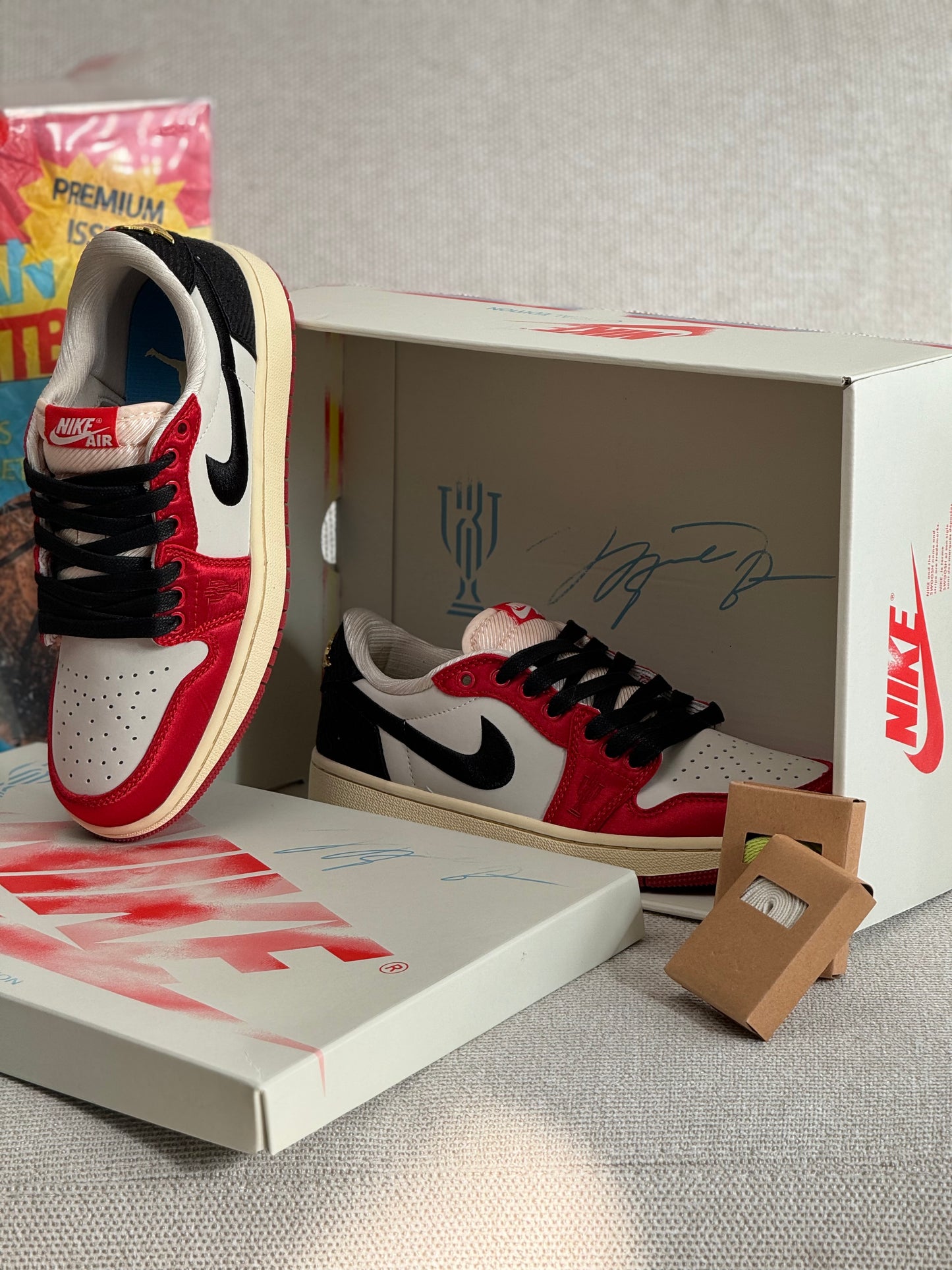 Air Jordan 1 Low OG Trophy Room Rookie Card Away