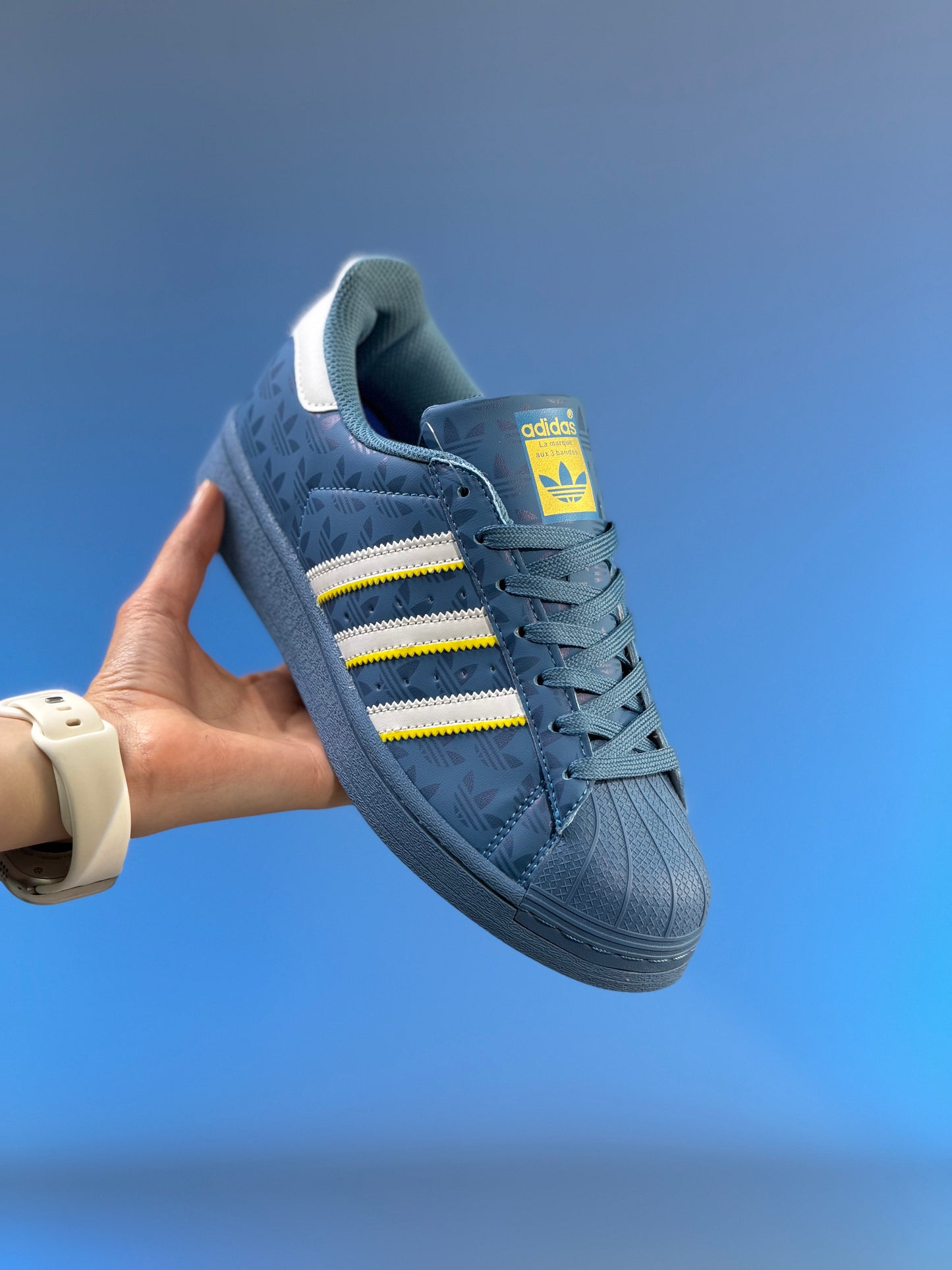 Adidas Superstar holographic