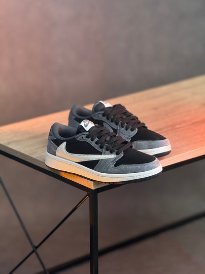 Air Jordan 1 Low Travis Scott