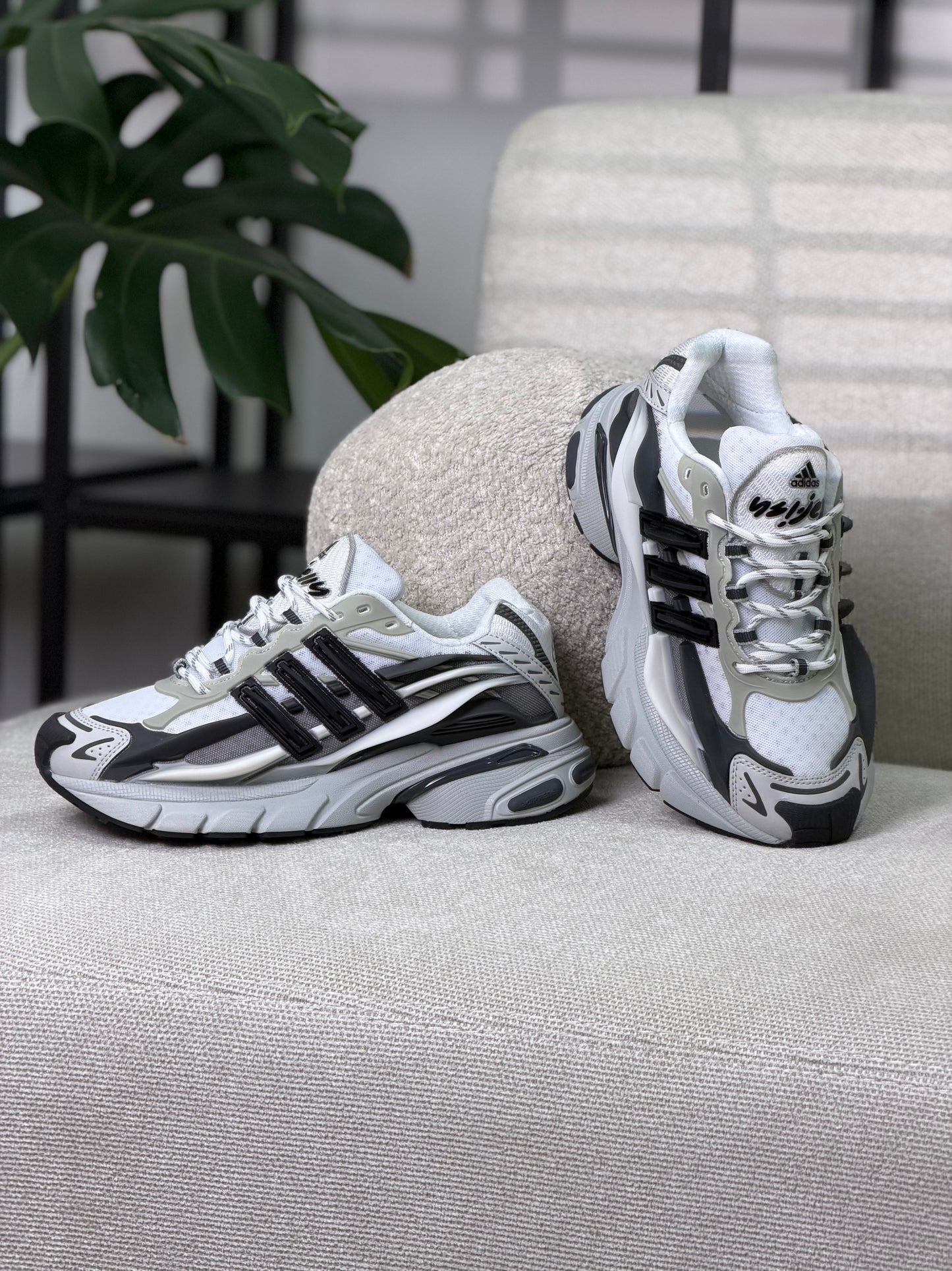 Adidas Adistar Jellyfish