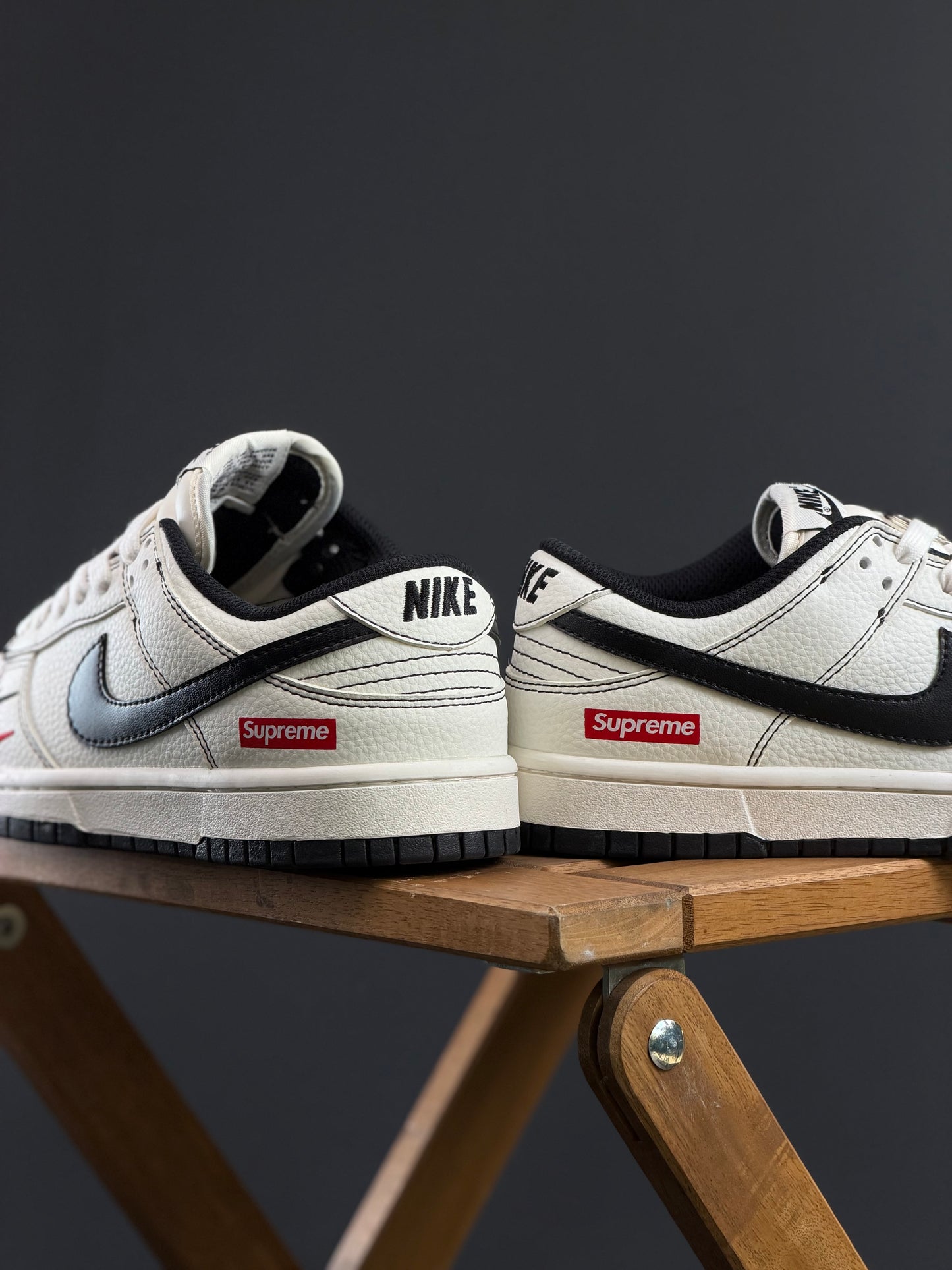 Nike Sb Dunk Low Supreme Double Swoosh