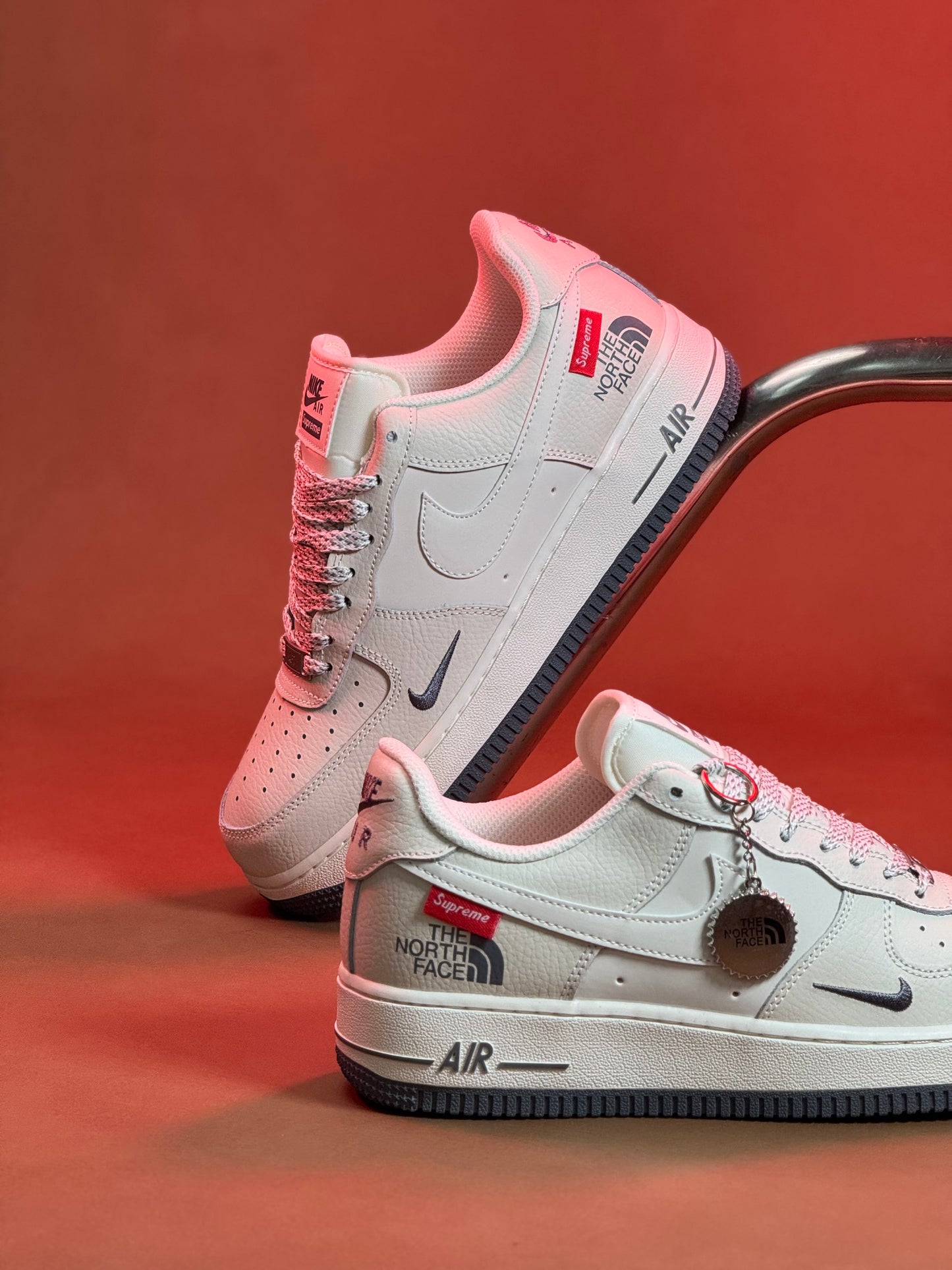 Nike Air Force One Custom x Supreme  y The North Face