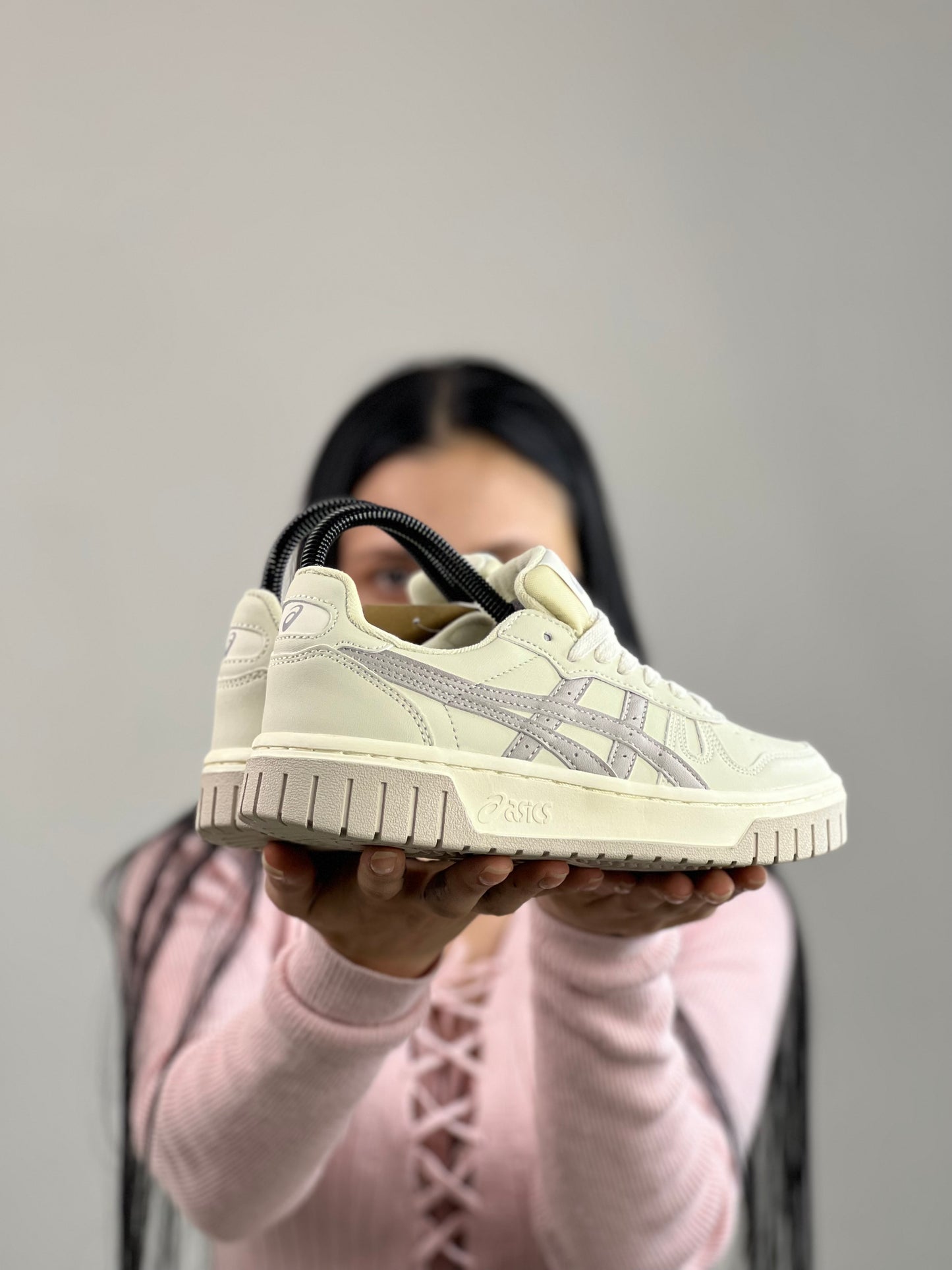 Asics Court Milk