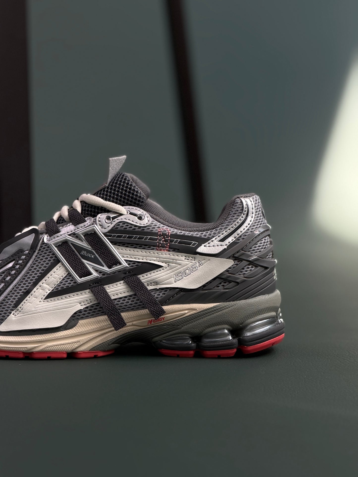 New Balance 1906A
Slate Grey Drift Red