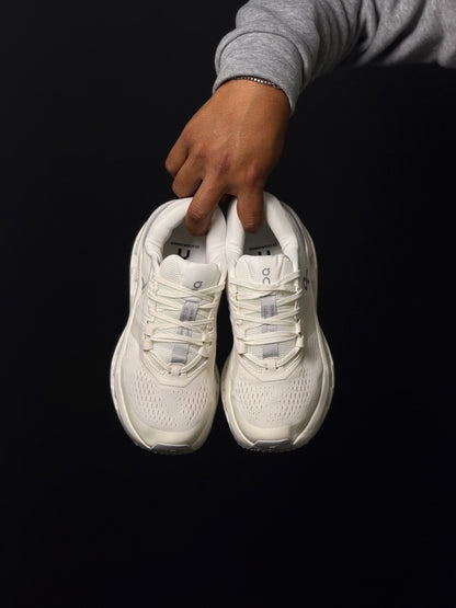 On Cloudrunner 3 White Cream