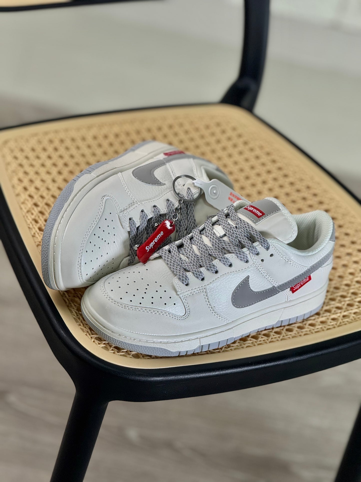 Nike Sb x Supreme 2025 Skate
