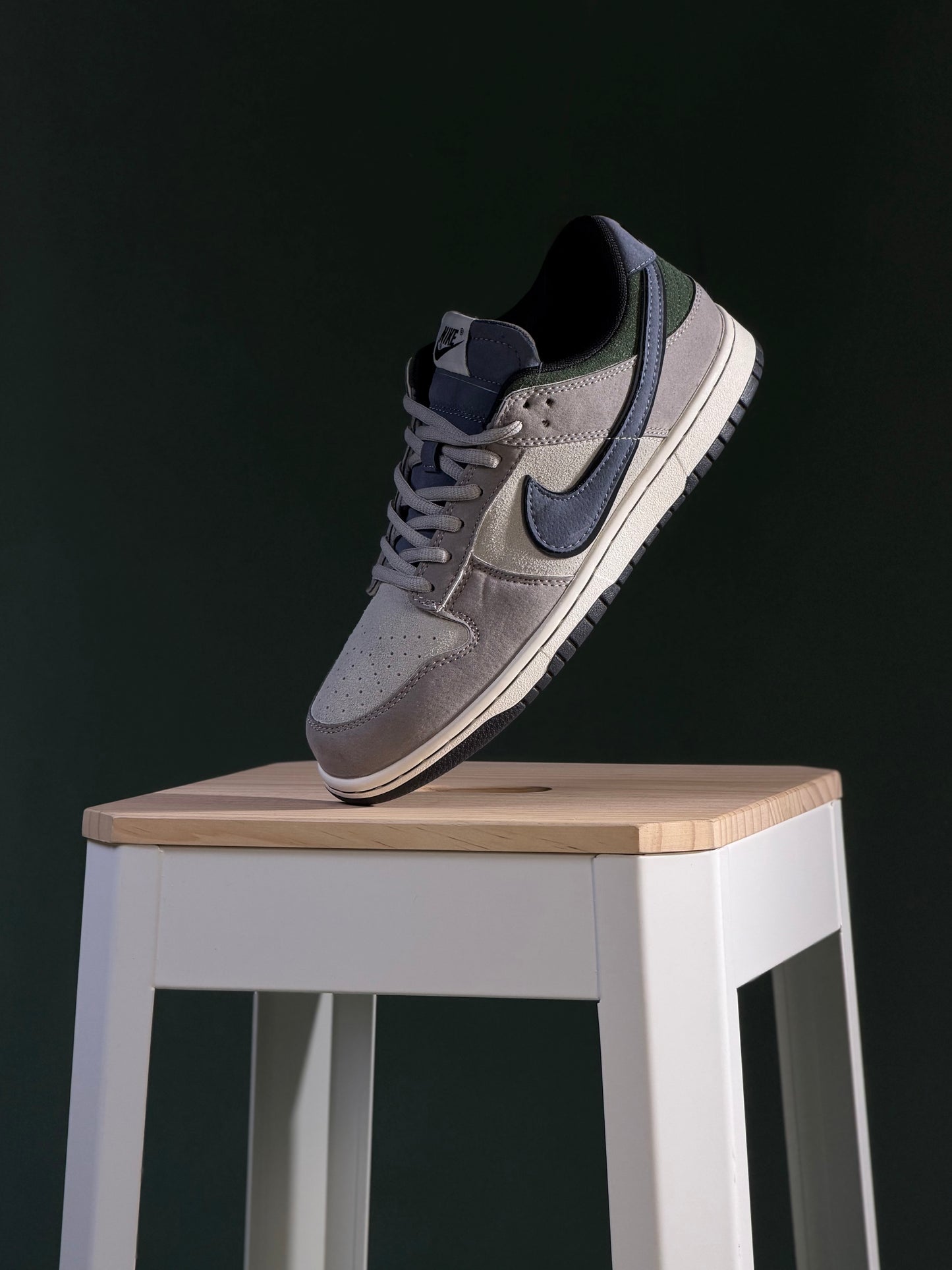 Nike Dunk Low Otomo Grey