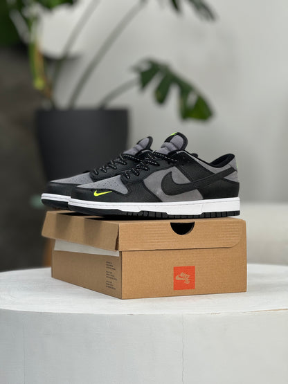 Nike Dunk Low Green Strike