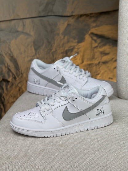 Nike Sb x Supreme White