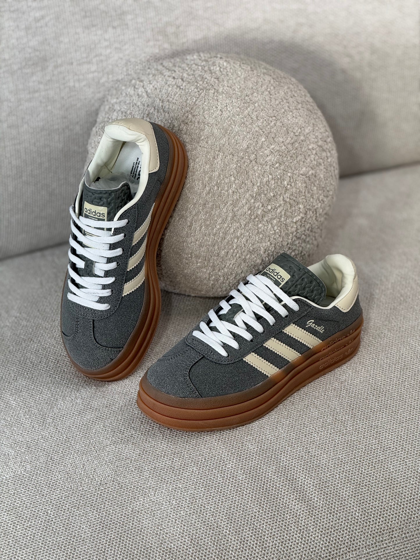 Gazelle Bold Grey