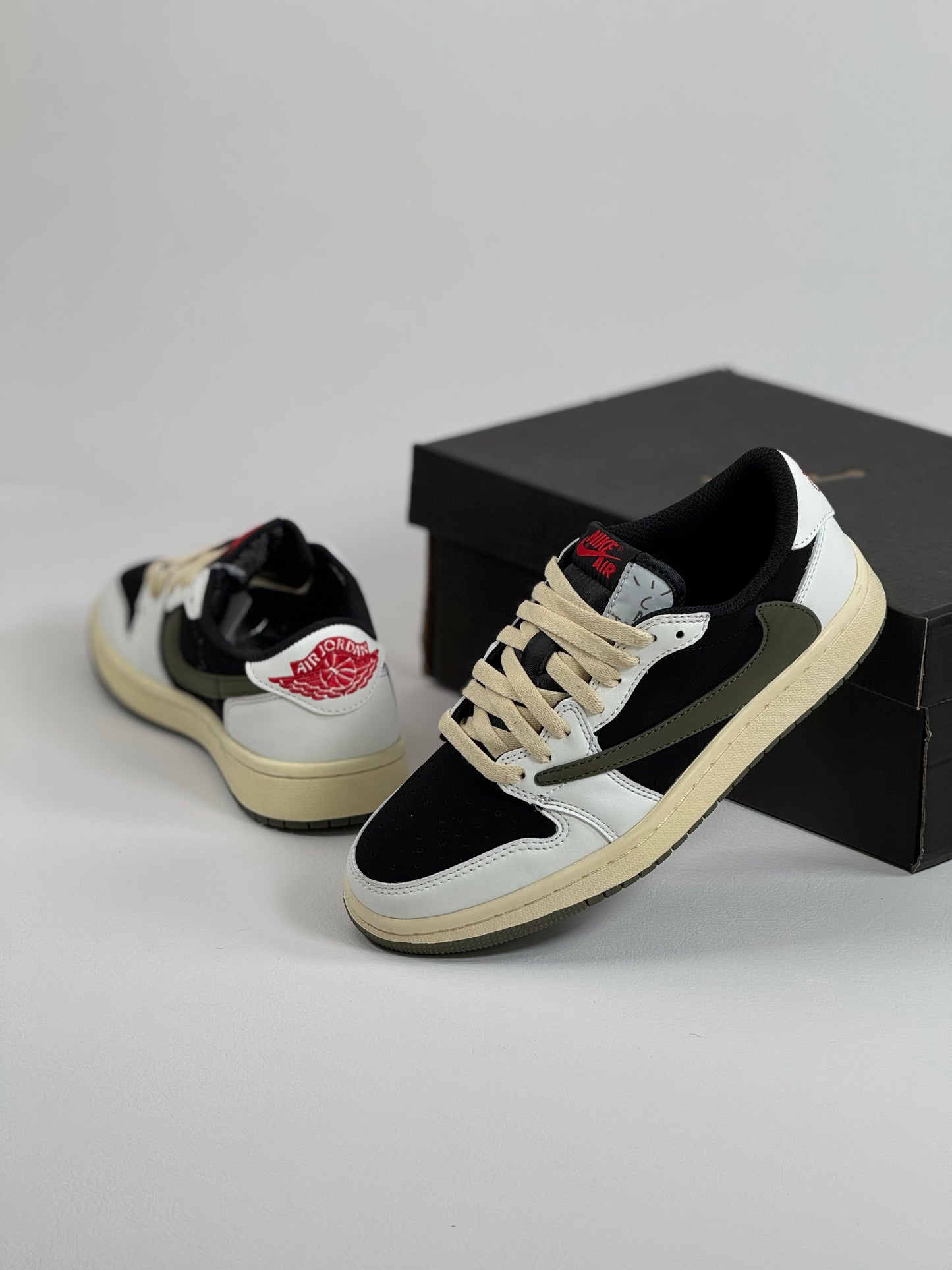 Air Jordan Retro 1 Low Travis Olive