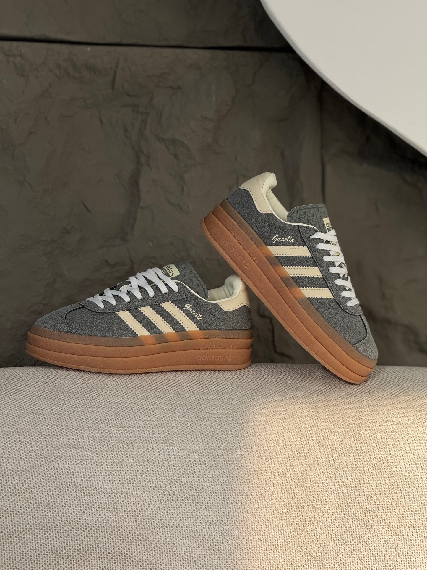 Gazelle Bold Grey