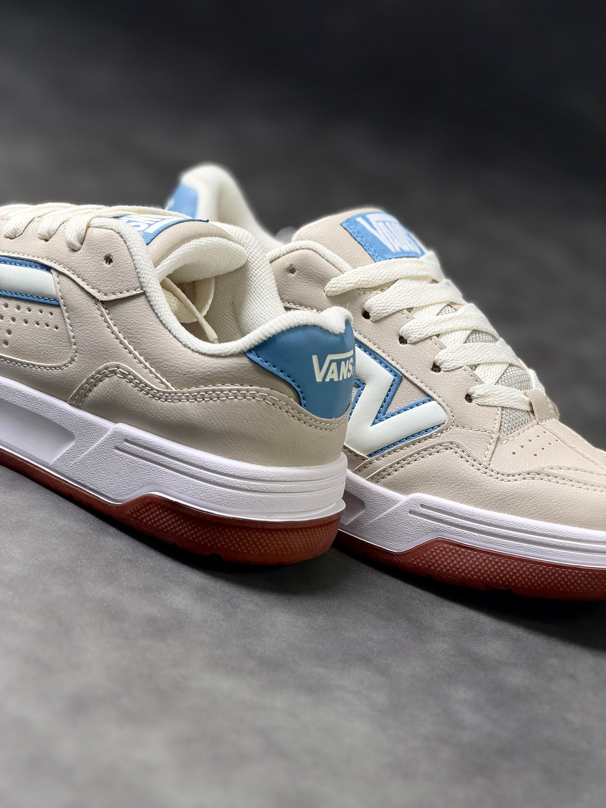 Vans Upland Blue Lining