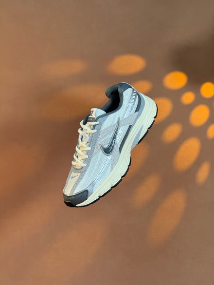 Nike Intiator Silver Blue