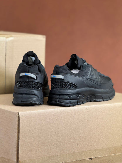Nike Zoom Vomero Roam Triple Black