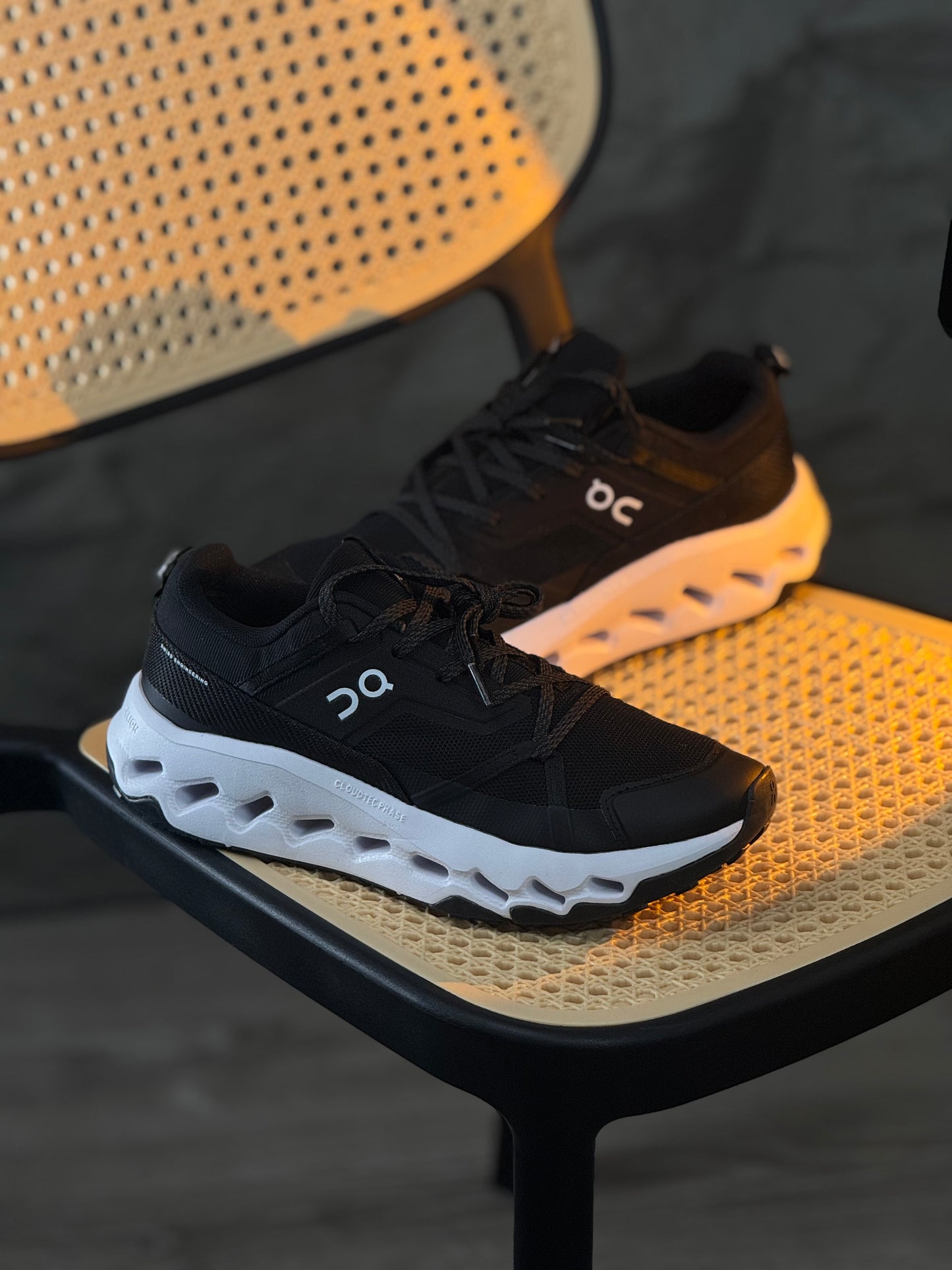 On Cloudhorizon W Black