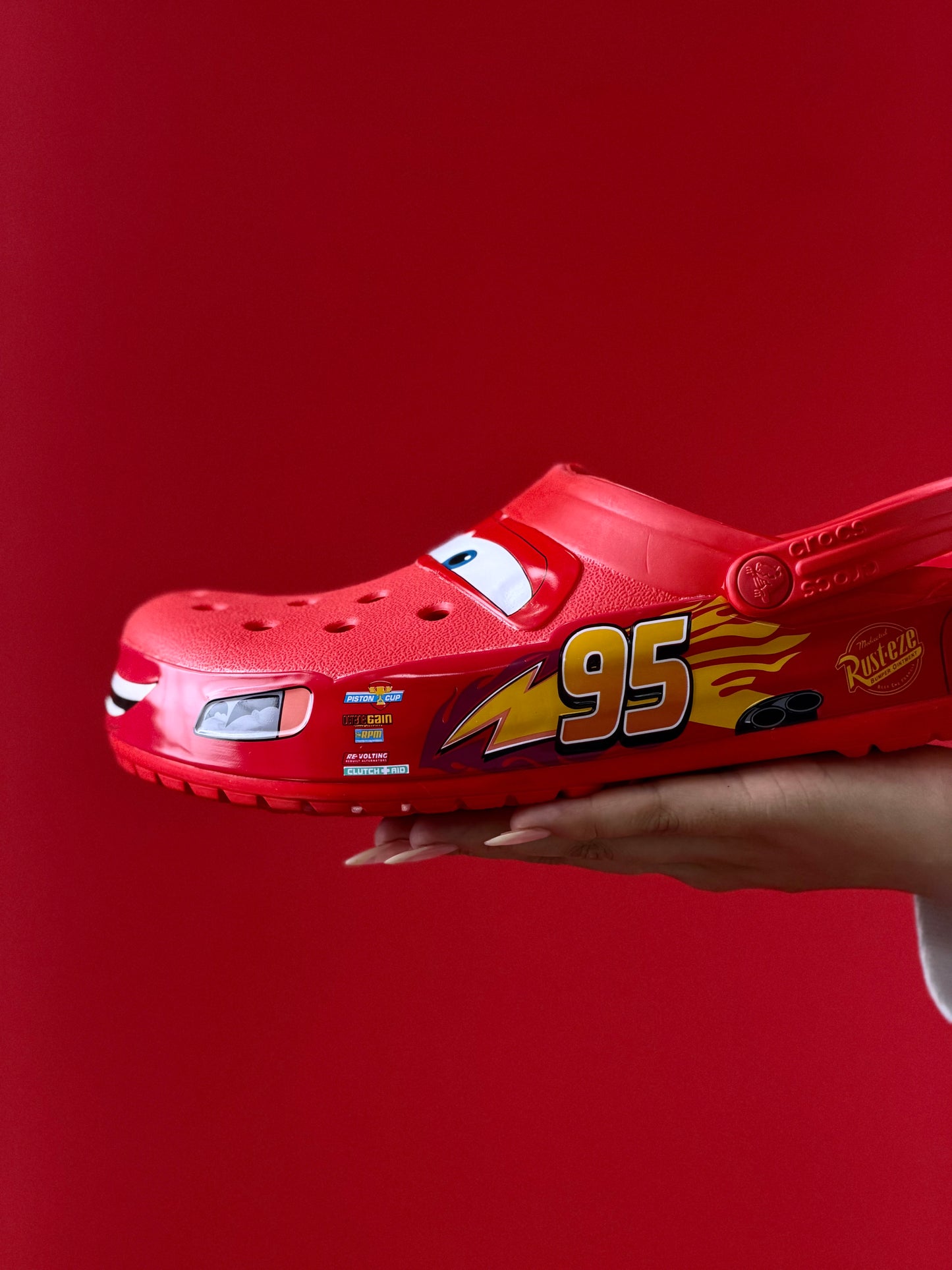 Crocs Cars Lightning McQueen Classic Clog