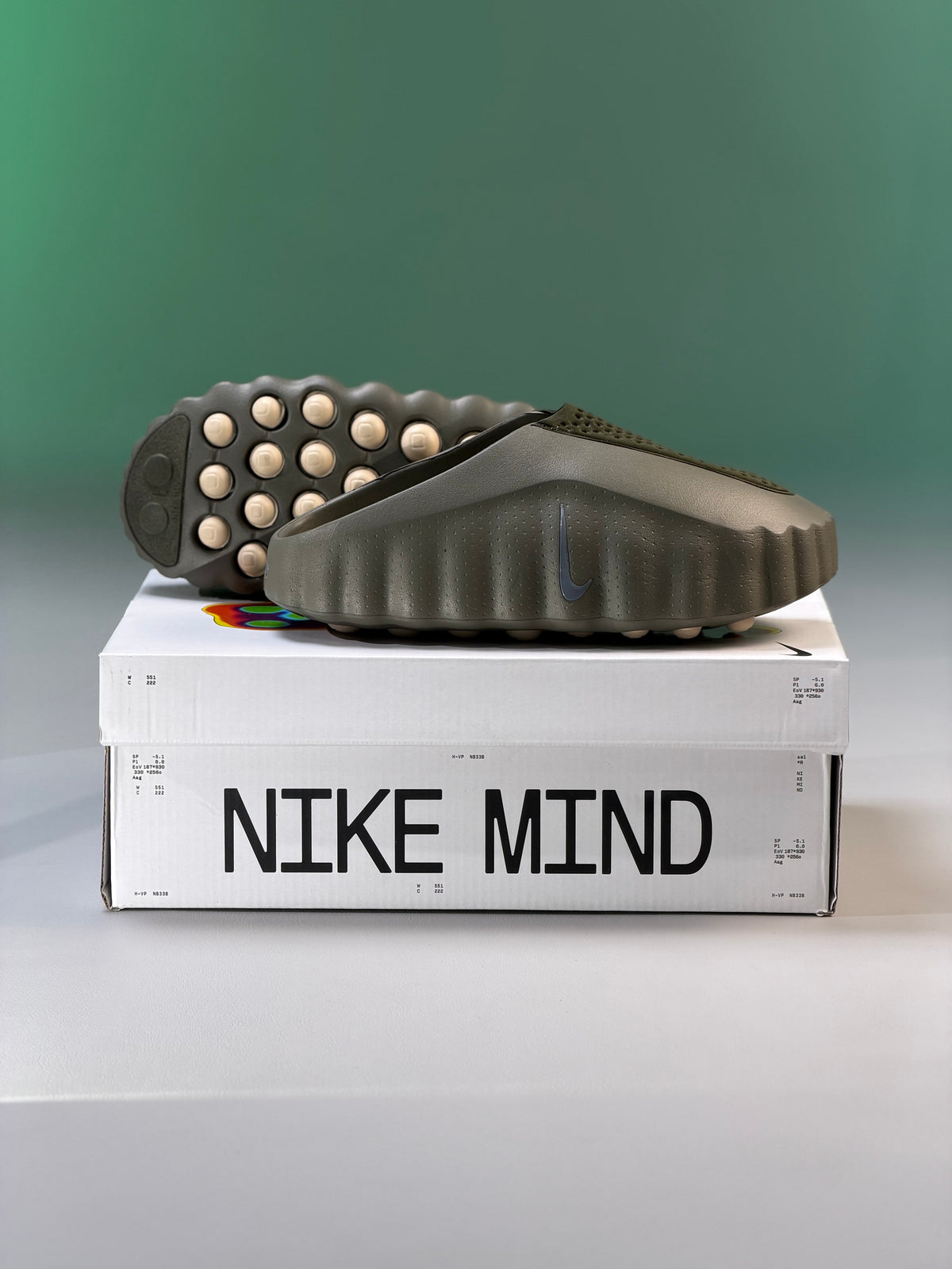 Nike Mind 001 Green Military