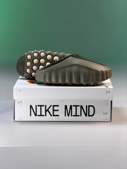 Nike Mind 001 Green Military
