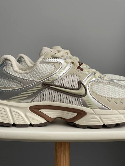 Nike V5 Rnr Metallic Coffee