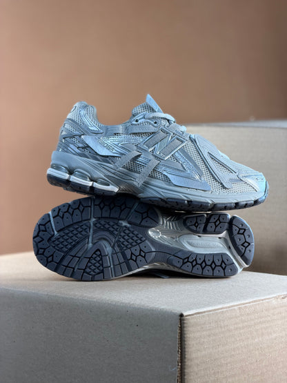 New Balance 1906R  Silver