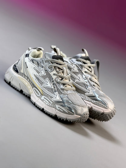 Off White Be Right Back