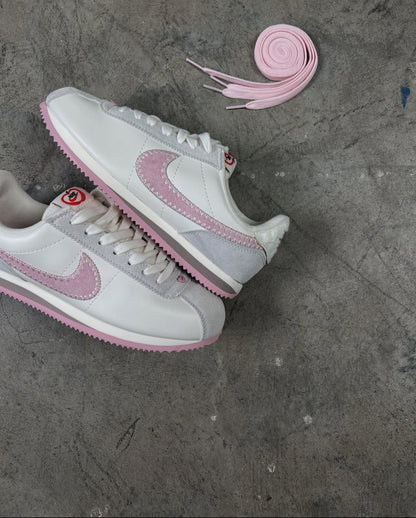 Nike Classic Cortez Valentine’s Day