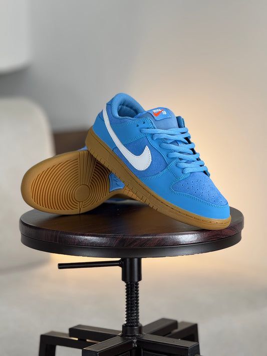 Nike SB Dunk Low 'University Red Gum